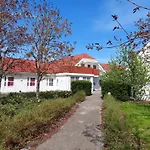Efterskole Aparthotel 3*