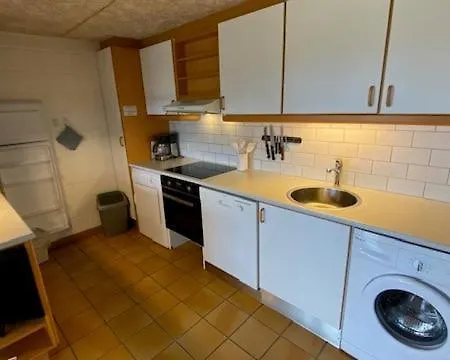 מלון דירות Efterskole 3*