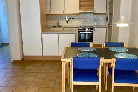 Efterskole מלון דירות Laeso