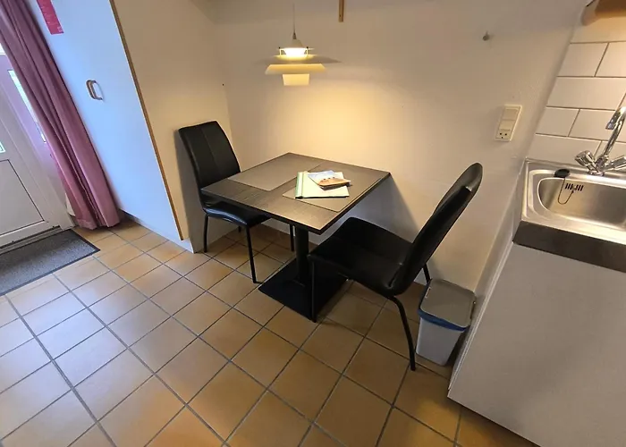Apartahotel Efterskole 3*